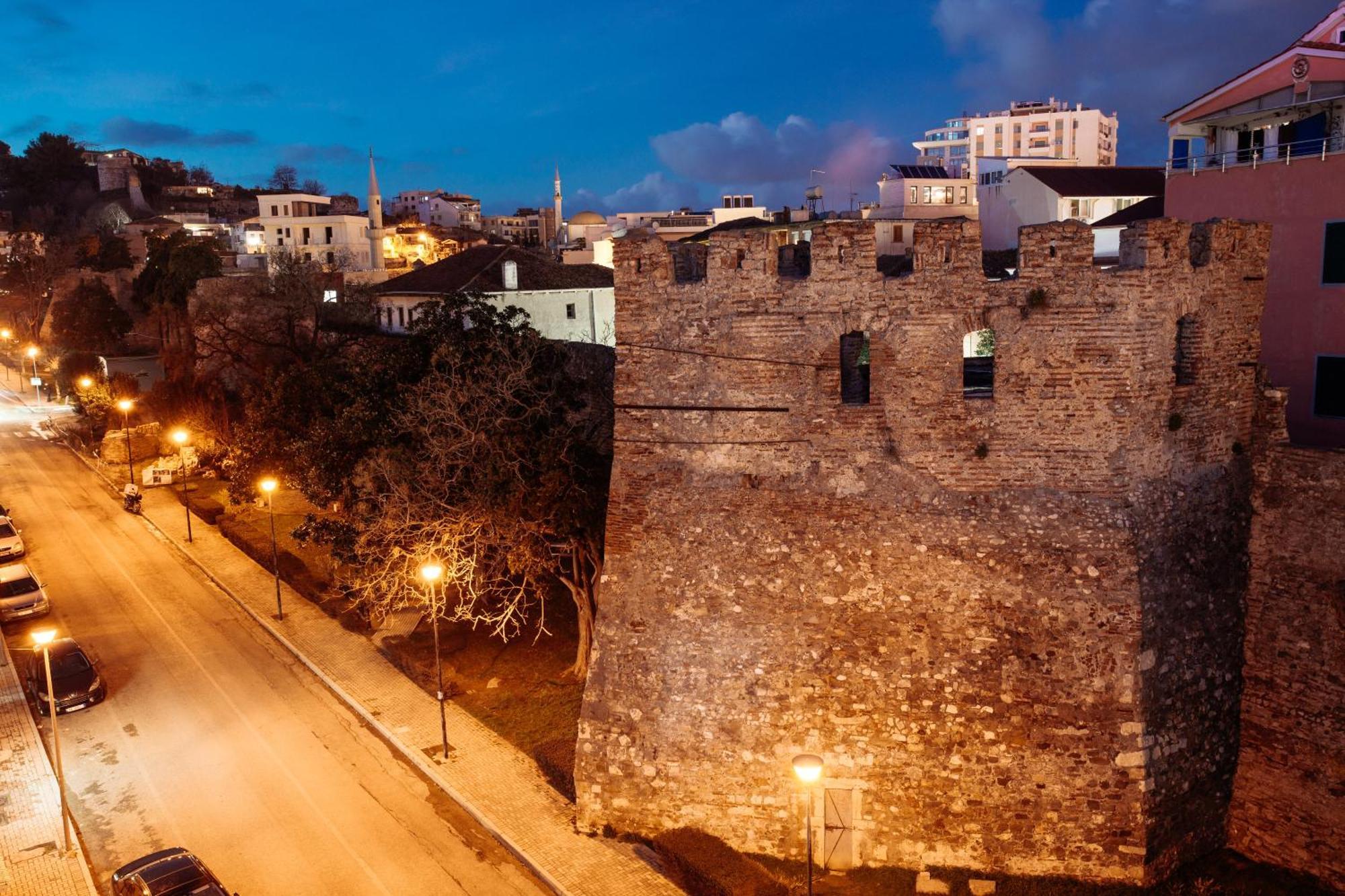 Super Apartment In The Ancient Roman Amphitheater ドゥラス エクステリア 写真